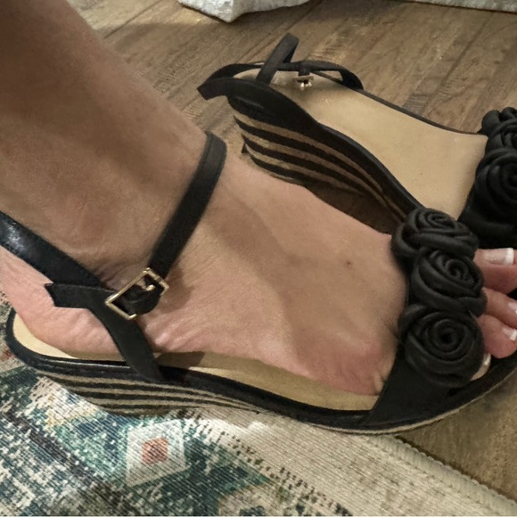 Kate Spade Wedges | 8 1/2 | leather roses - Picture 8 of 8